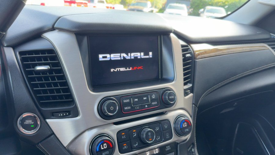Used 2016 GMC Yukon Denali AWD/4WD image 18