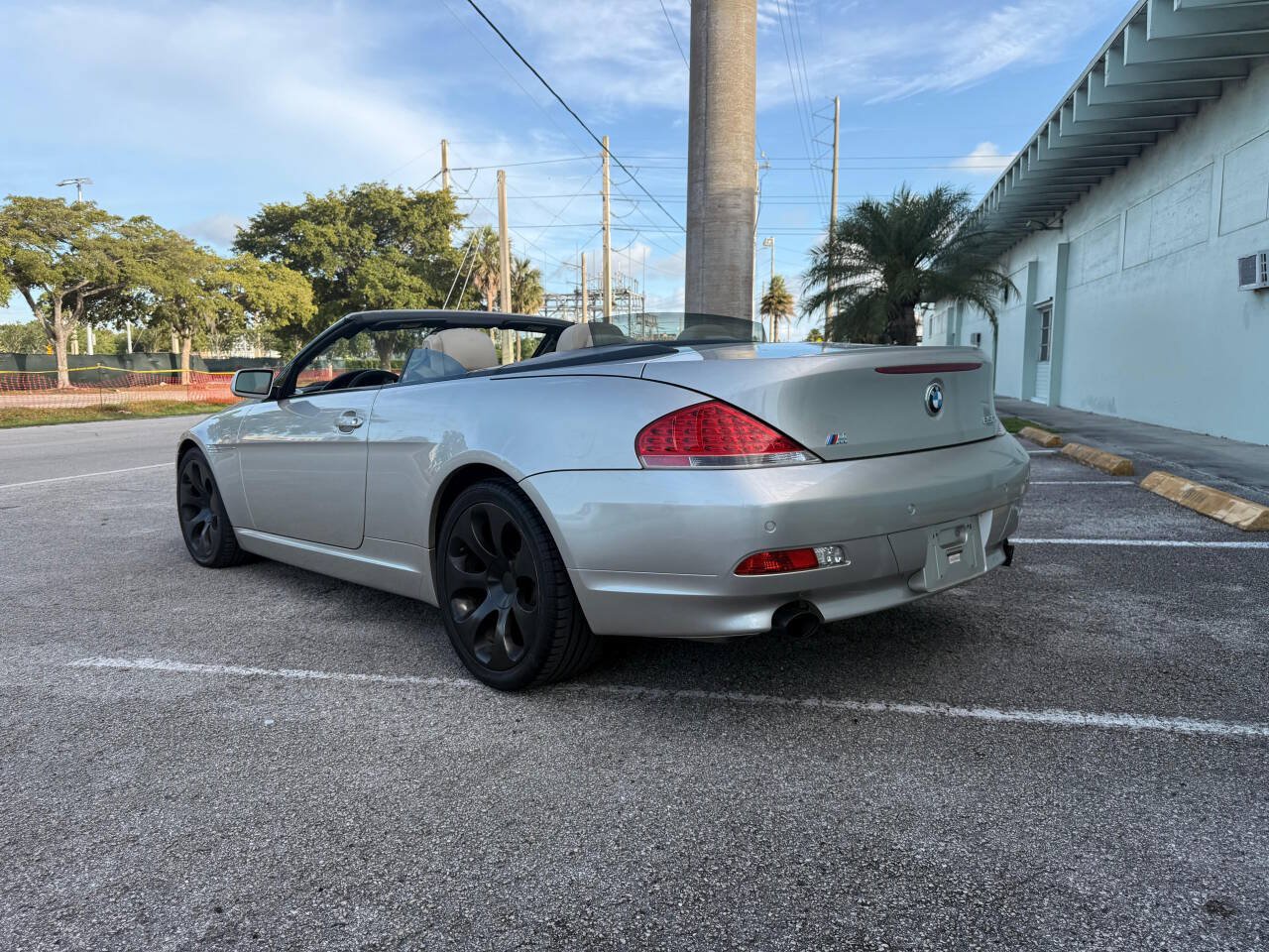 Used 2007 BMW 650i Convertible RWD image 3