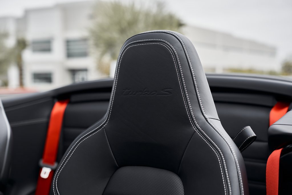 Used 2025 Porsche 911 Turbo S w/ 911 Turbo Sportdesign Package image 37