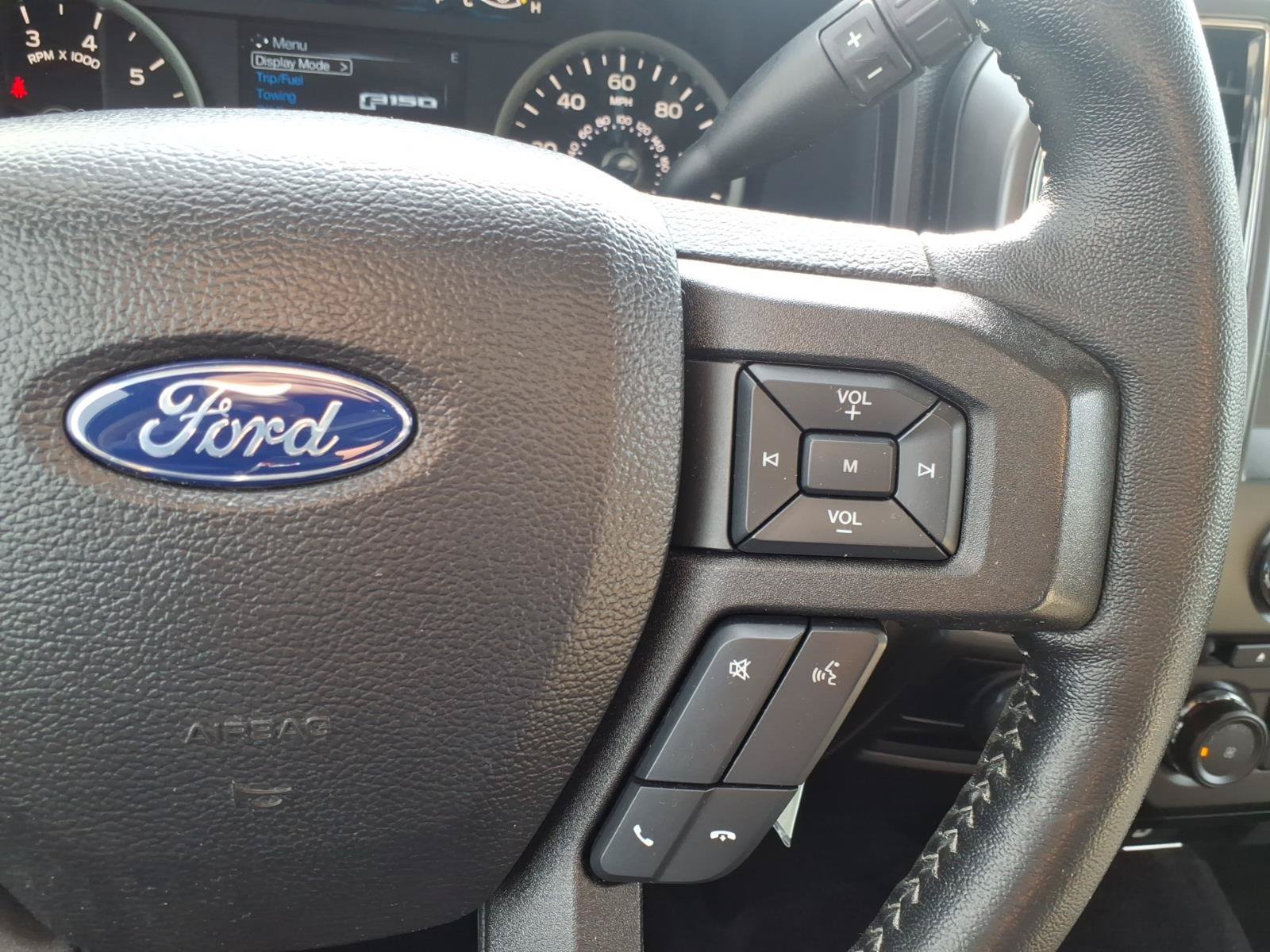 Used 2017 Ford F150 XLT w/ Equipment Group 302A Luxury AWD/4WD image 19