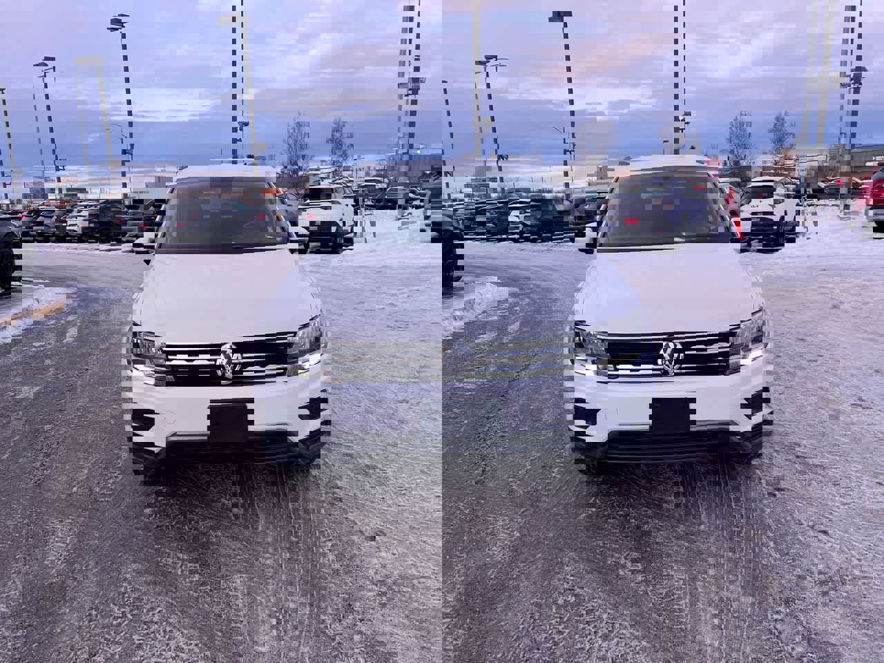 Used 2021 Volkswagen Tiguan SE image 29