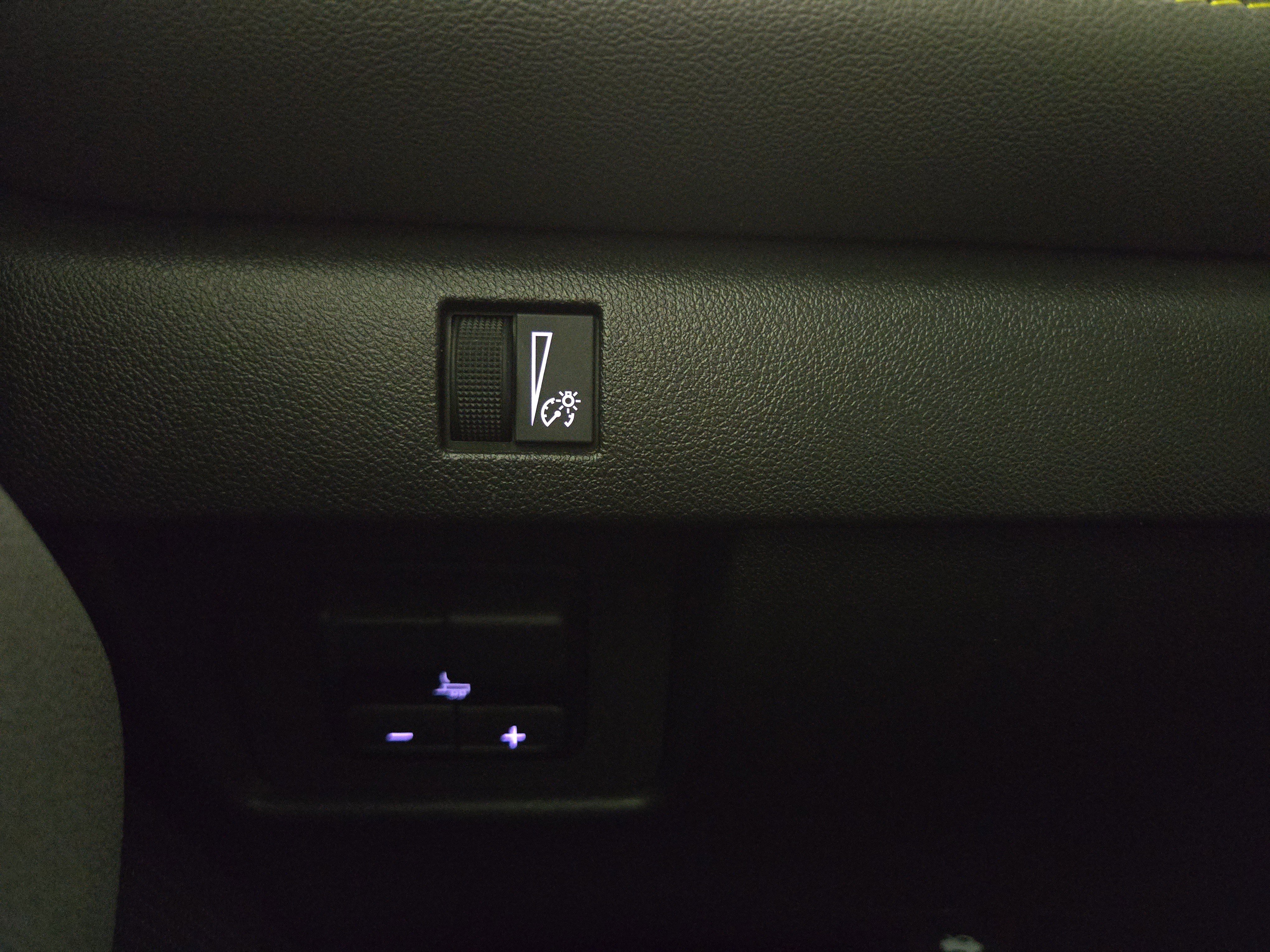 Certified 2024 Chevrolet Colorado ZR2 w/ ZR2 Convenience Package III image 26