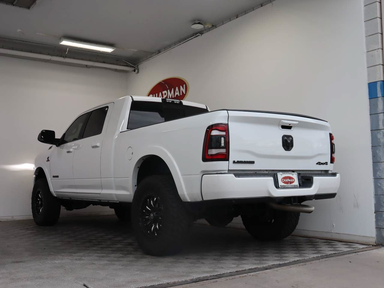 Used 2019 RAM 2500 Laramie w/ Night Edition AWD/4WD image 4