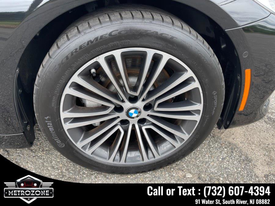 Used 2017 BMW 540i xDrive w/ Driving Assistance Package image 31