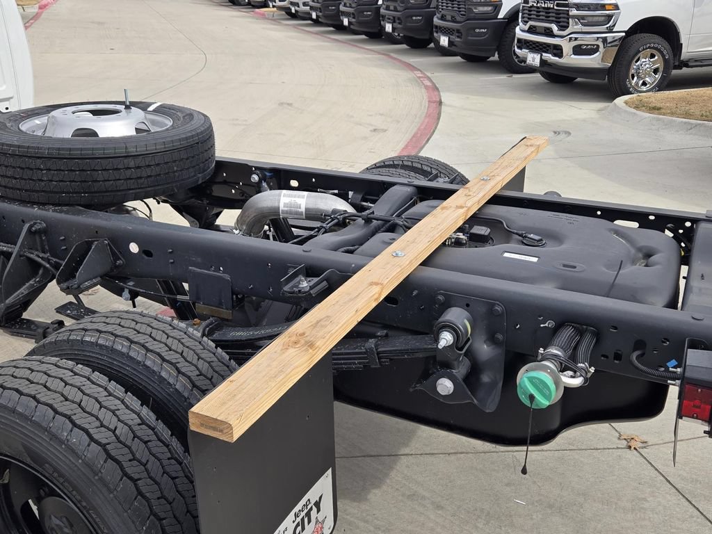 New 2026 RAM 5500 Tradesman AWD/4WD image 5