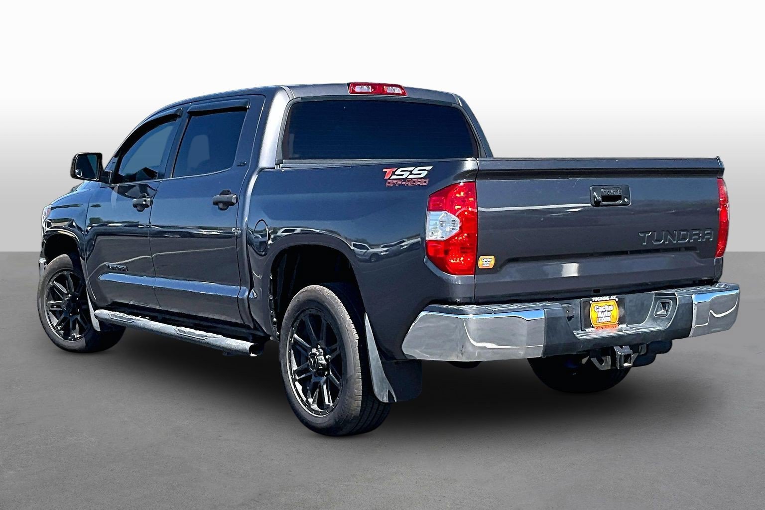 Used 2019 Toyota Tundra SR5 w/ SR5 Upgrade Package RWD image 11