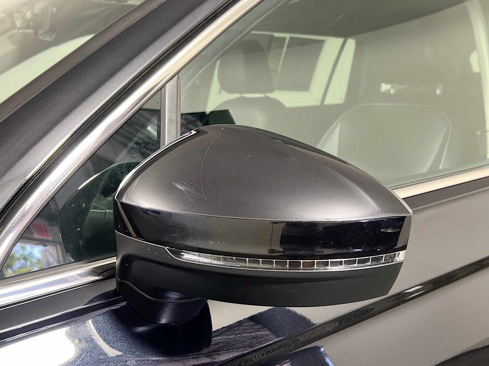 Used 2024 Volkswagen Tiguan SE FWD image 12