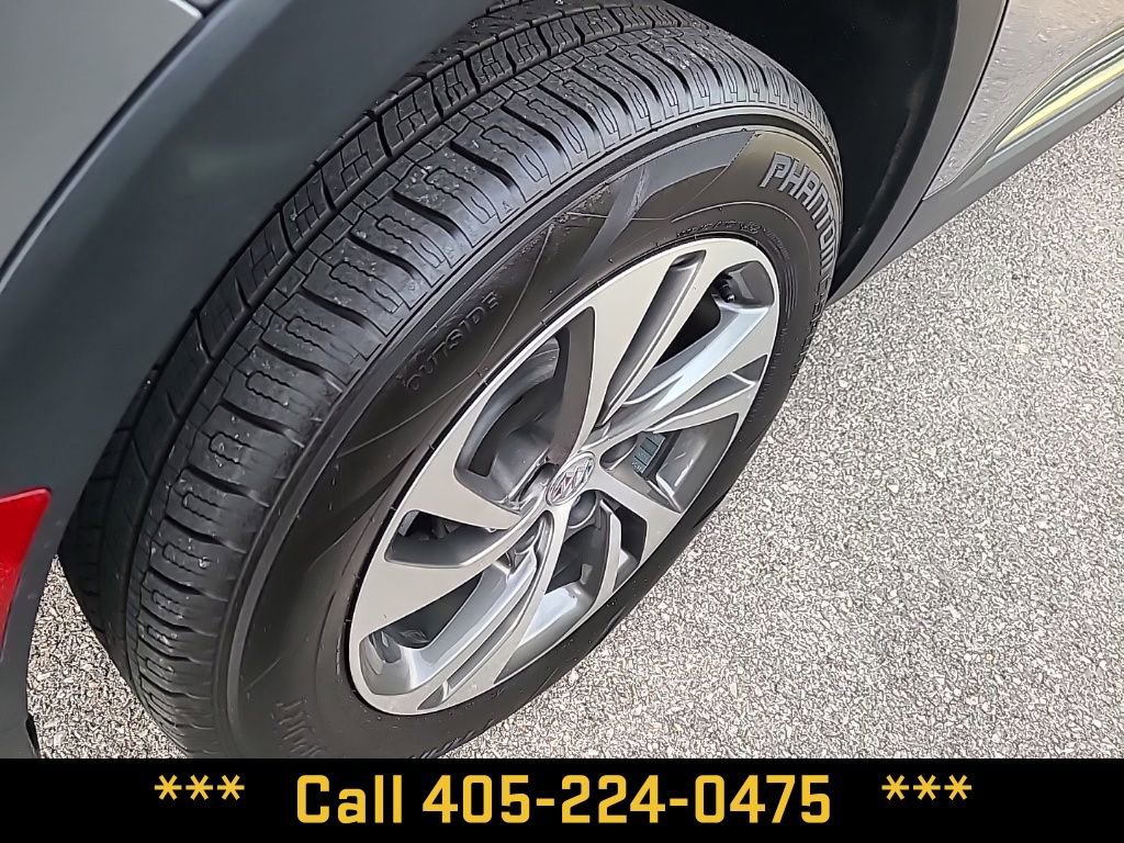 Used 2023 Buick Envision Essence image 10