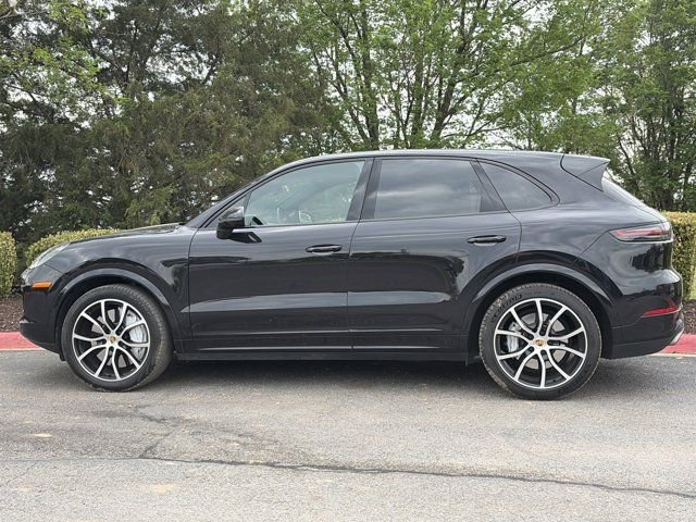Used 2019 Porsche Cayenne Turbo image 10