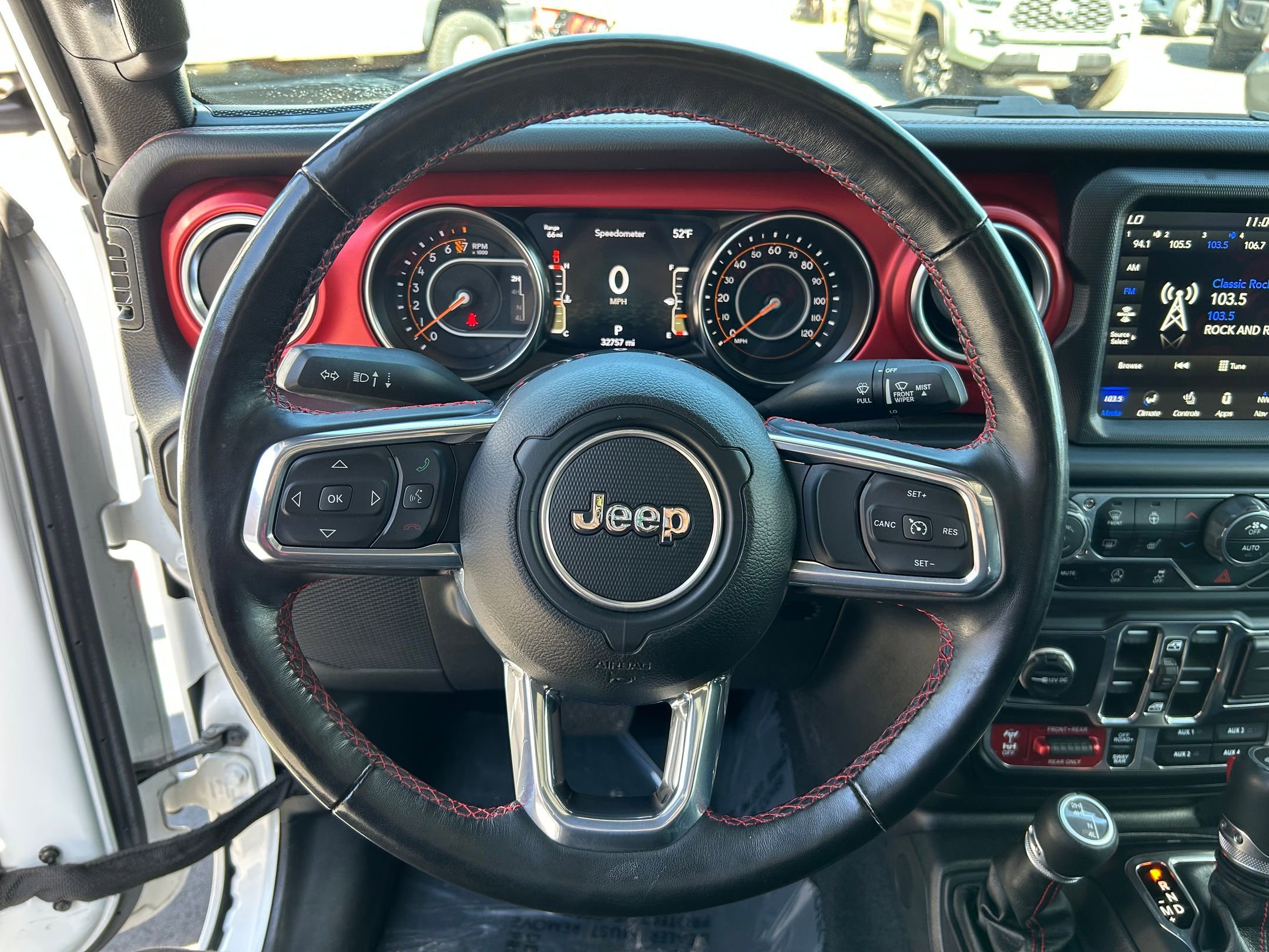 Used 2023 Jeep Gladiator Rubicon w/ Cold Weather Group AWD/4WD image 13