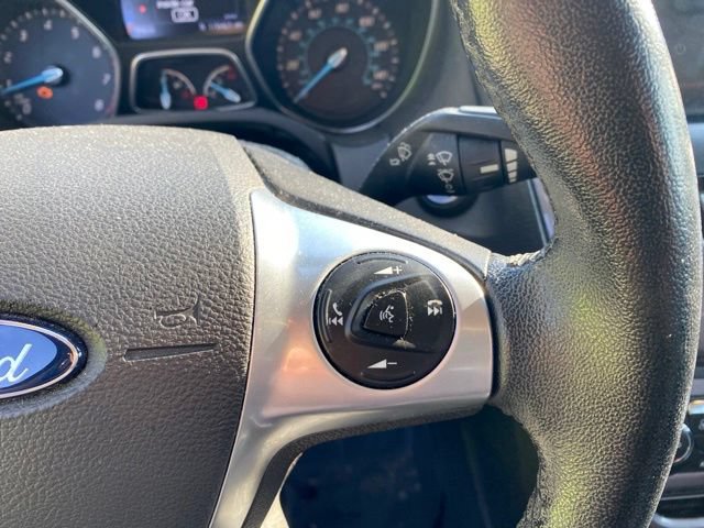 Used 2014 Ford Focus Titanium FWD image 29