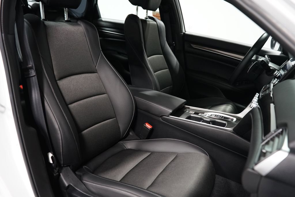 Used 2022 Honda Accord Sport image 26