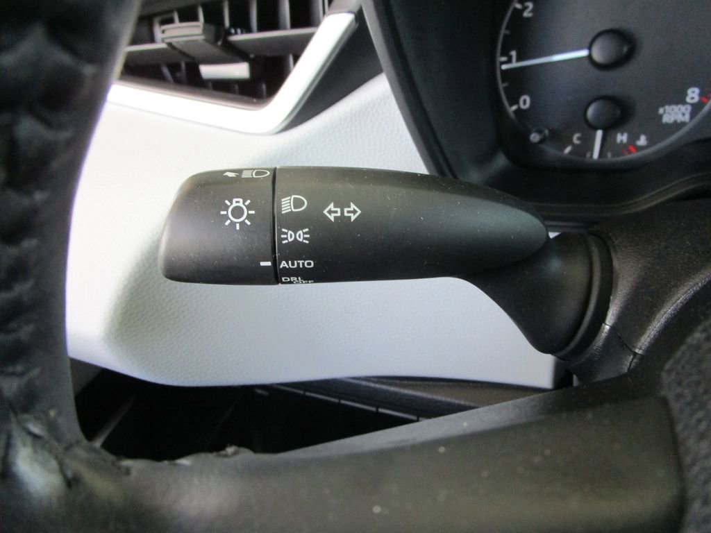 Used 2024 Toyota Corolla SE image 37