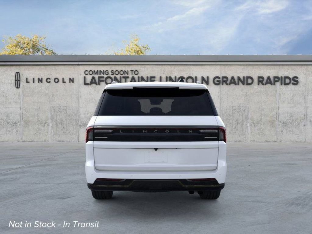 New 2026 Lincoln Navigator L Reserve w/ Jet Appearance Package AWD/4WD image 5