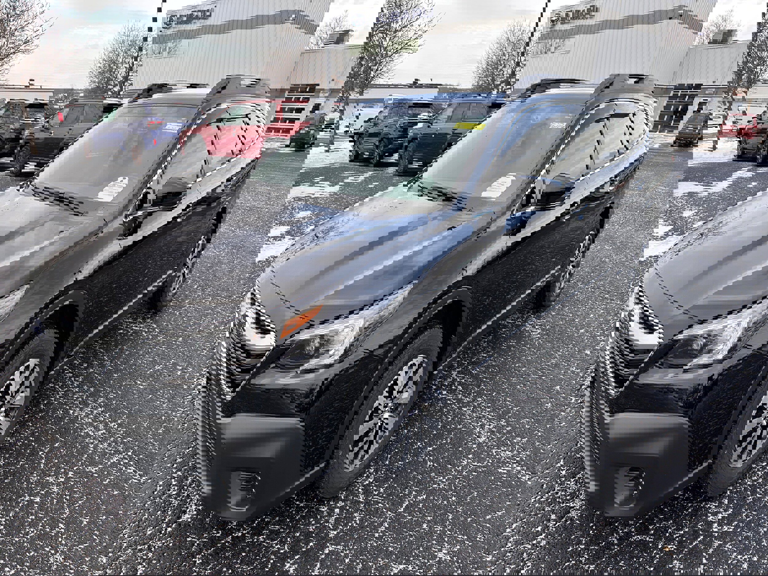 Used 2022 Subaru Outback Premium image 7