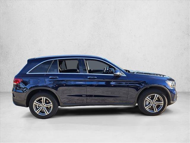 Used 2021 Mercedes-Benz GLC 300 image 4