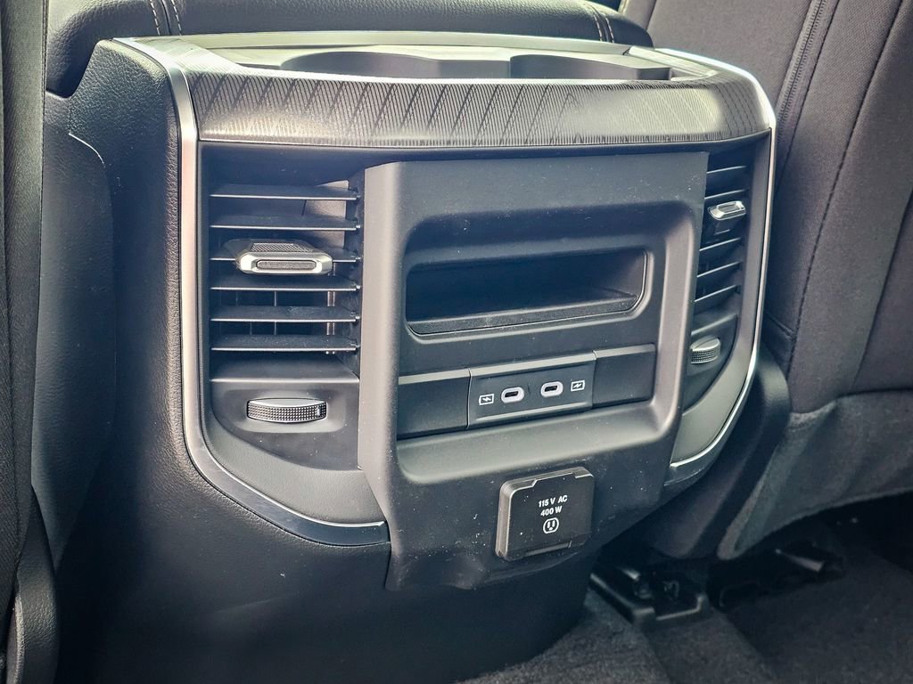 New 2026 RAM 1500 4x4 Crew Cab image 37