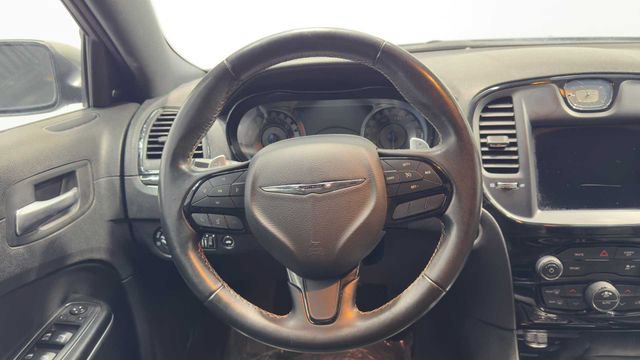 Used 2019 Chrysler 300 S RWD image 18