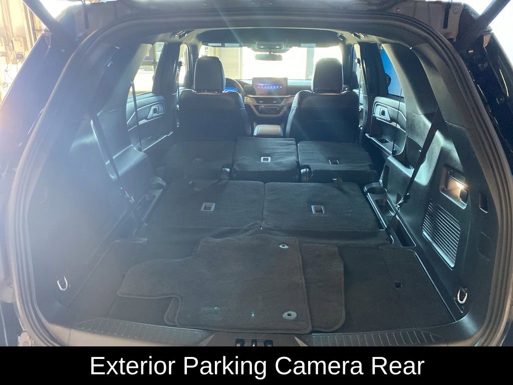 Used 2025 Ford Explorer ST-Line w/ ST-Line Street Pack AWD/4WD image 20