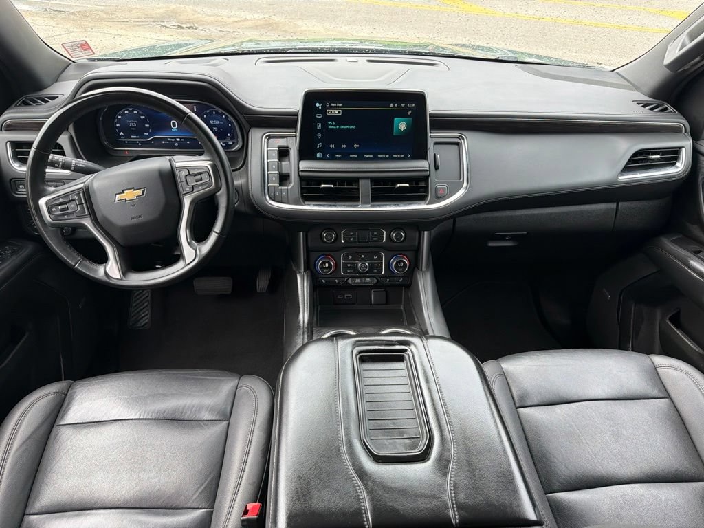 Used 2024 Chevrolet Suburban LT AWD/4WD image 16