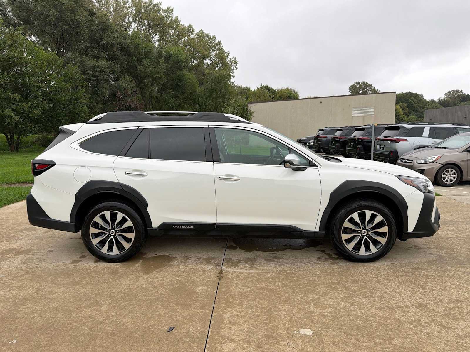 Certified 2024 Subaru Outback Touring XT AWD/4WD image 7
