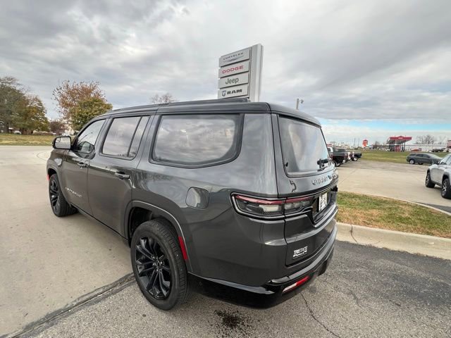 Used 2023 Jeep Grand Wagoneer Series II image 4