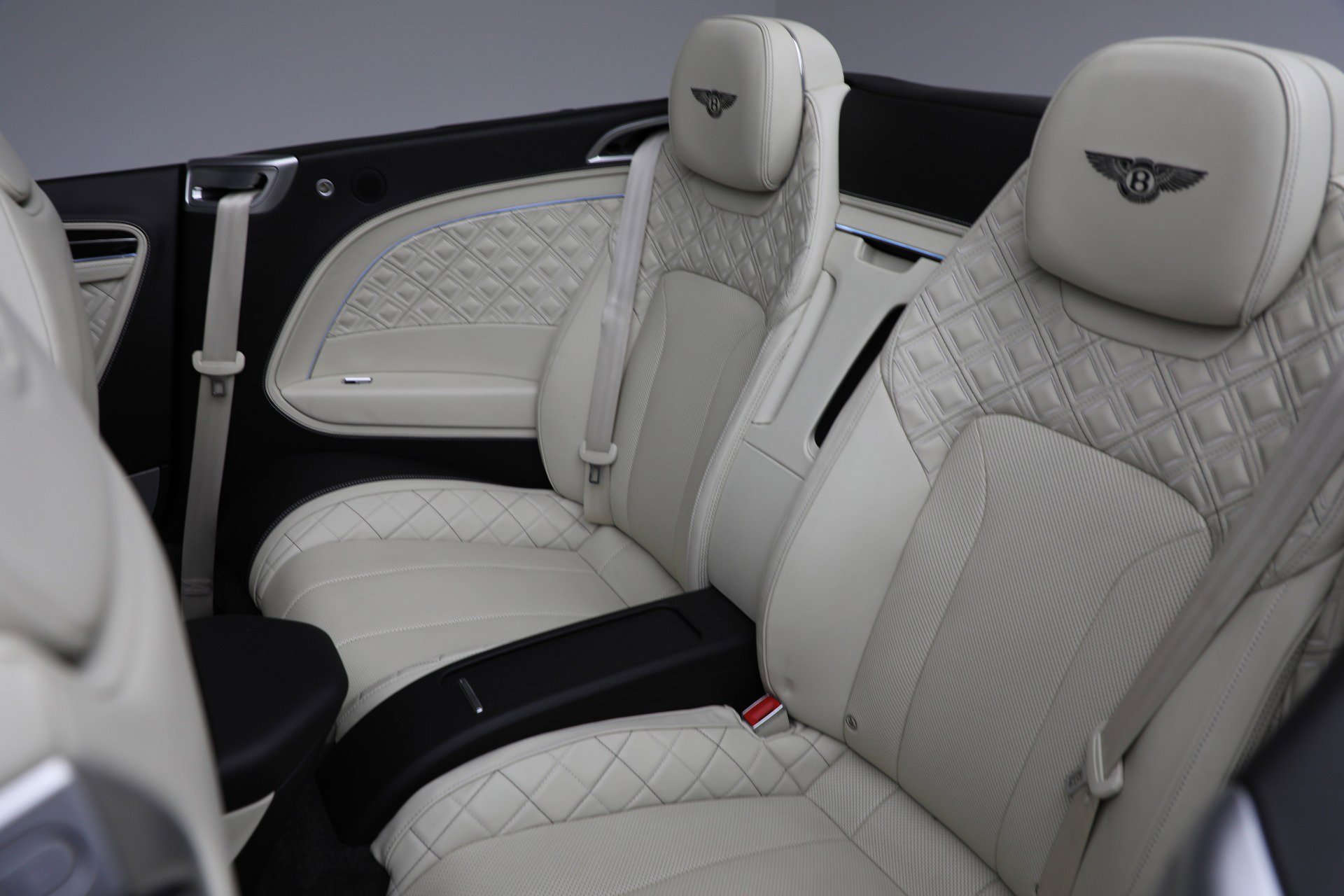 Used 2020 Bentley Continental GT First Edition image 35