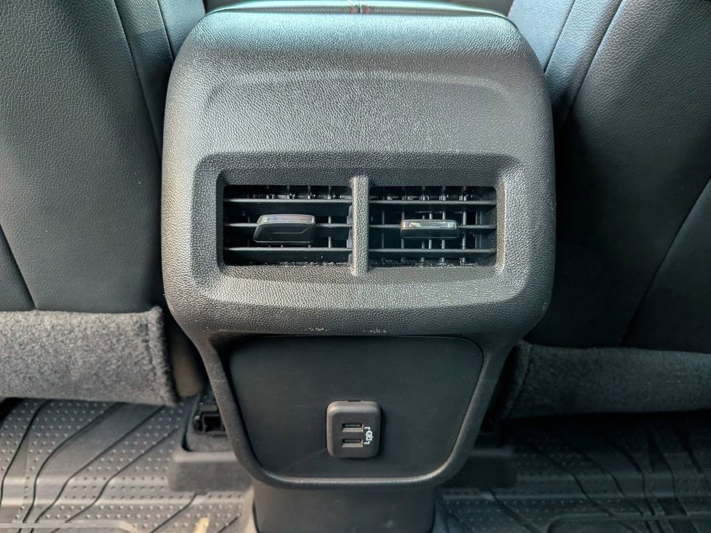 Used 2023 Chevrolet Equinox RS w/ LPO, Floor Liner Package AWD/4WD image 25