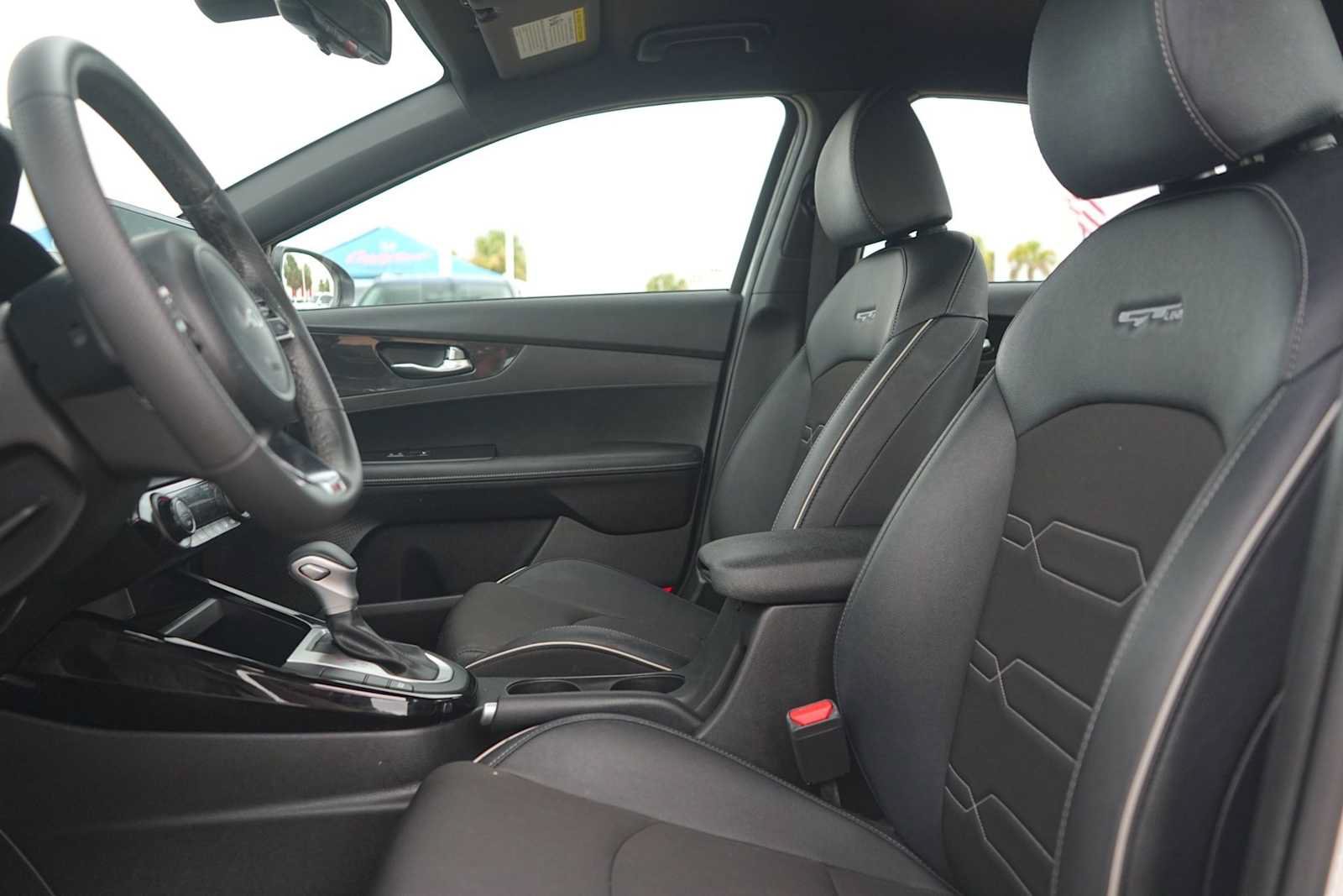 Used 2023 Kia Forte GT-Line FWD image 11