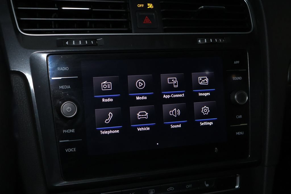 Used 2019 Volkswagen Golf SE FWD image 26