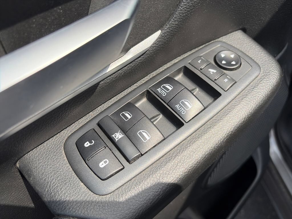 Used 2021 RAM 1500 Big Horn AWD/4WD image 17