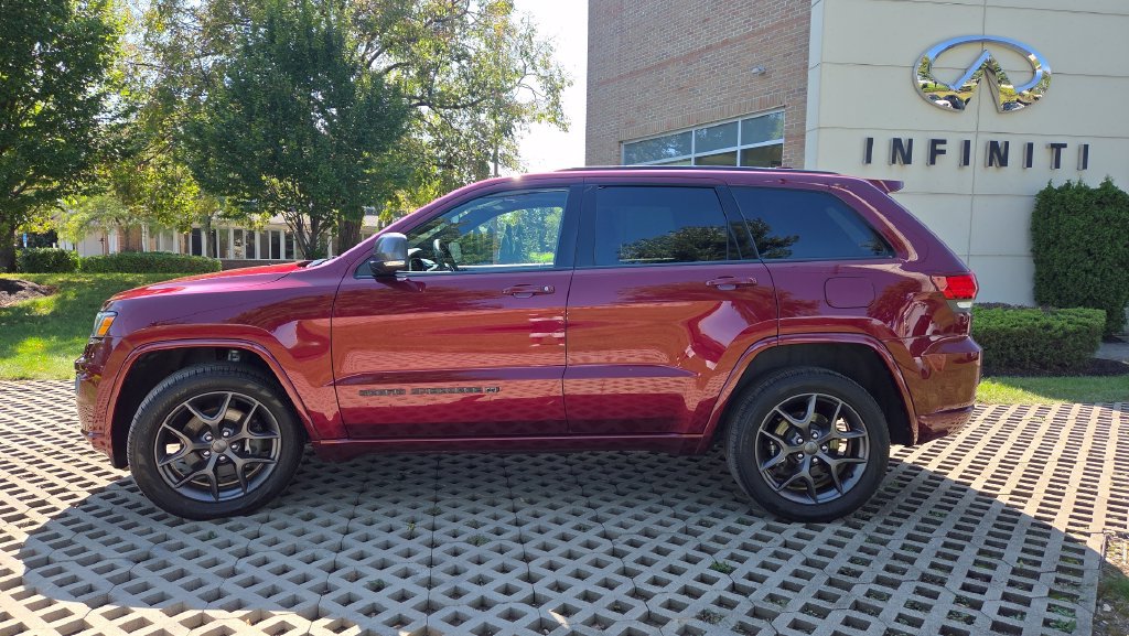 Used 2021 Jeep Grand Cherokee Limited w/ Quick Order Package 28K 80th AWD/4WD image 9