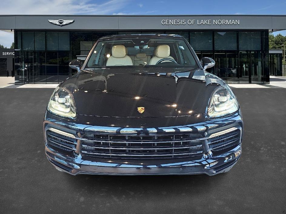 Used 2022 Porsche Cayenne image 7