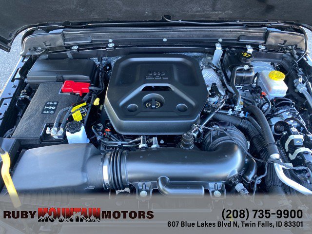 Used 2025 Jeep Wrangler Unlimited Rubicon AWD/4WD image 10