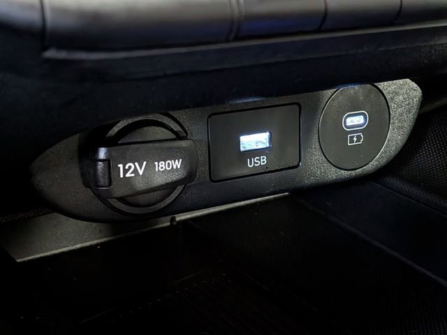 Used 2025 Hyundai Elantra SEL w/ Cargo Package FWD image 23
