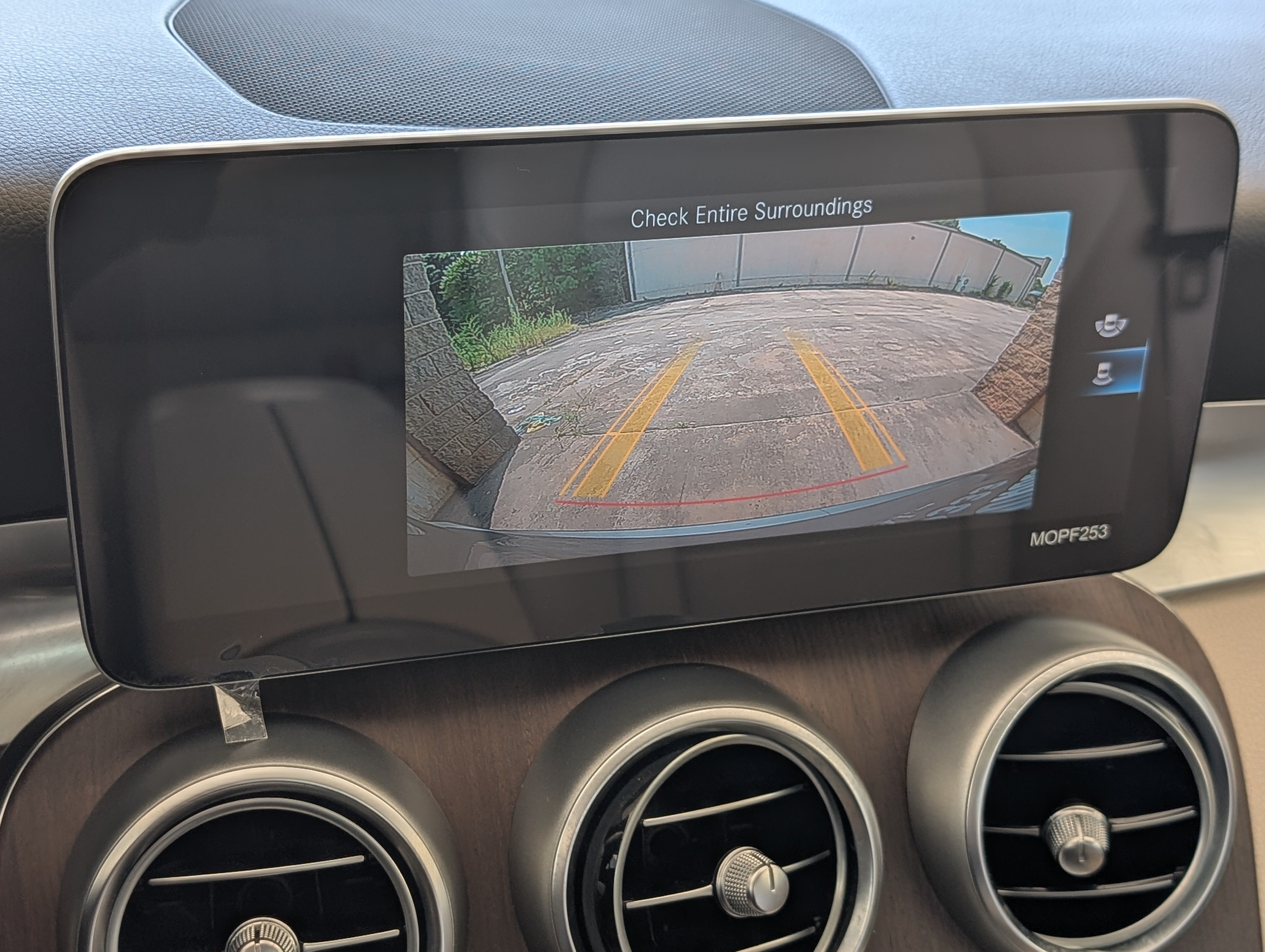 Used 2020 Mercedes-Benz GLC 300 image 28