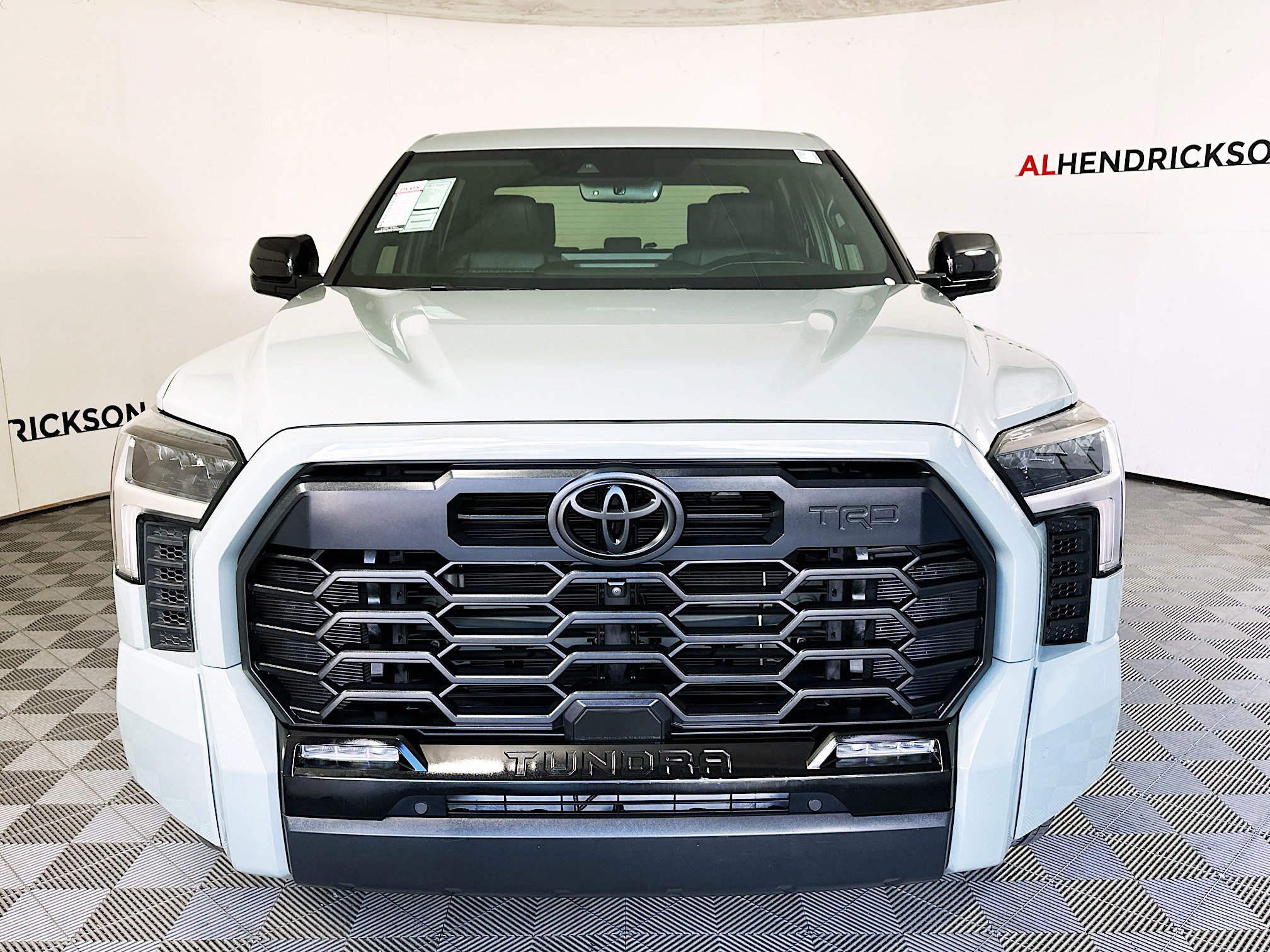 Used 2025 Toyota Tundra Limited w/ TRD Off-Road Package image 8