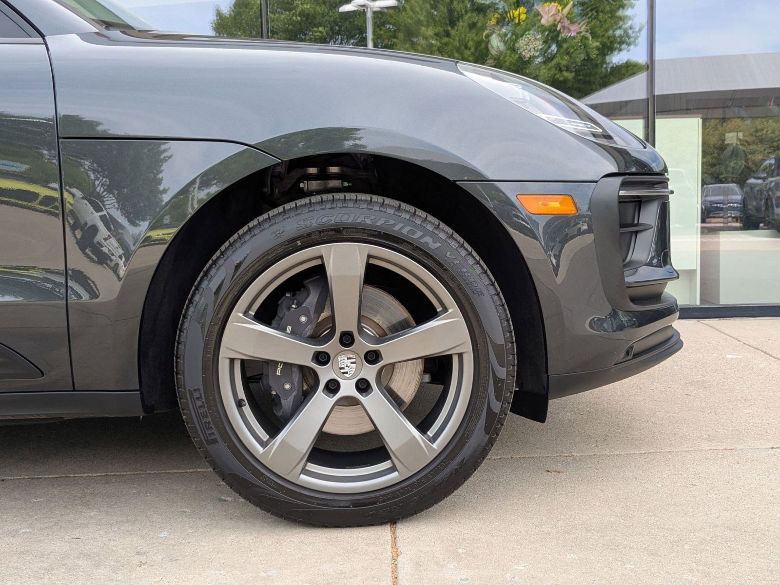 Certified 2026 Porsche Macan AWD/4WD image 11