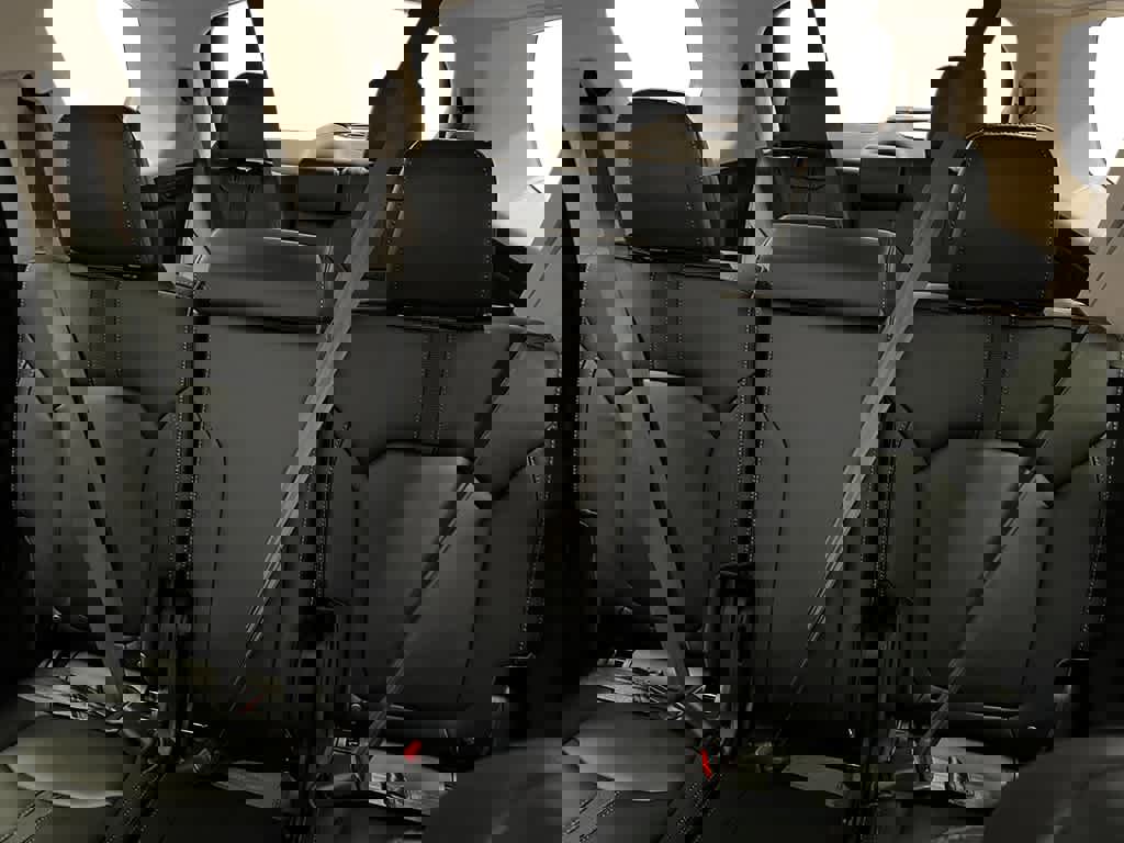 New 2025 Honda Pilot EX-L image 28