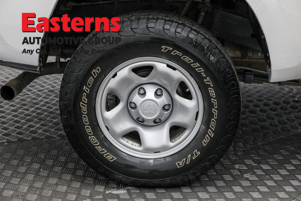 Used 2021 Toyota Tacoma SR image 29