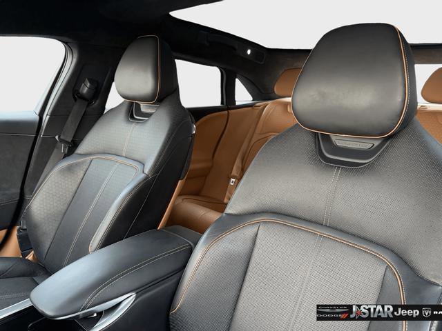 Used 2023 Lucid Air Grand Touring image 11