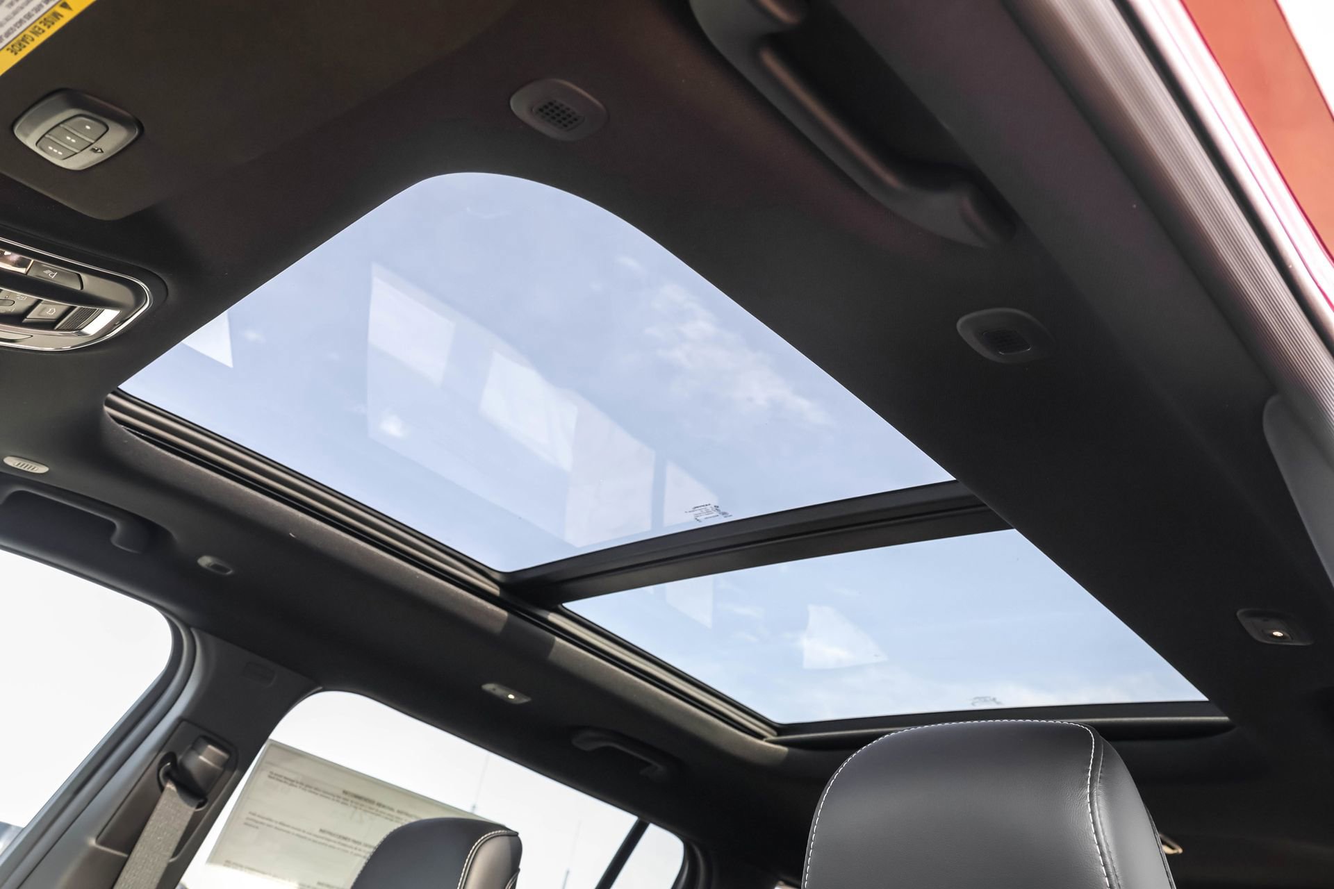 New 2025 Jeep Grand Cherokee L Limited w/ Black Appearance Package image 7