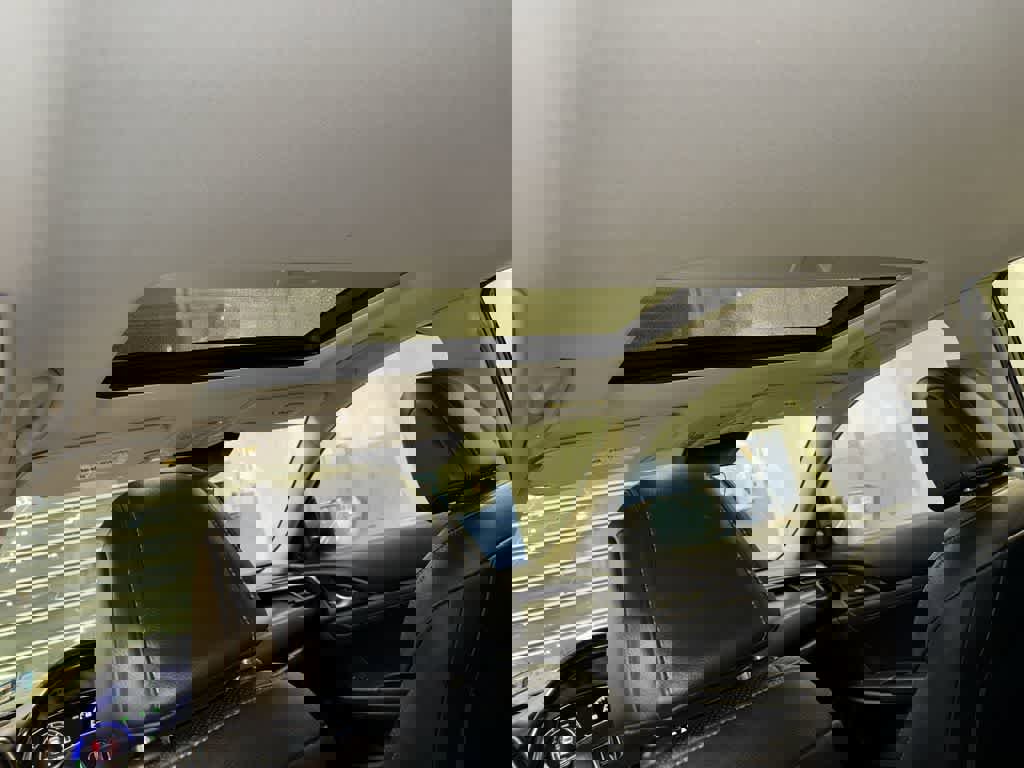 Used 2020 Honda Insight Touring image 25