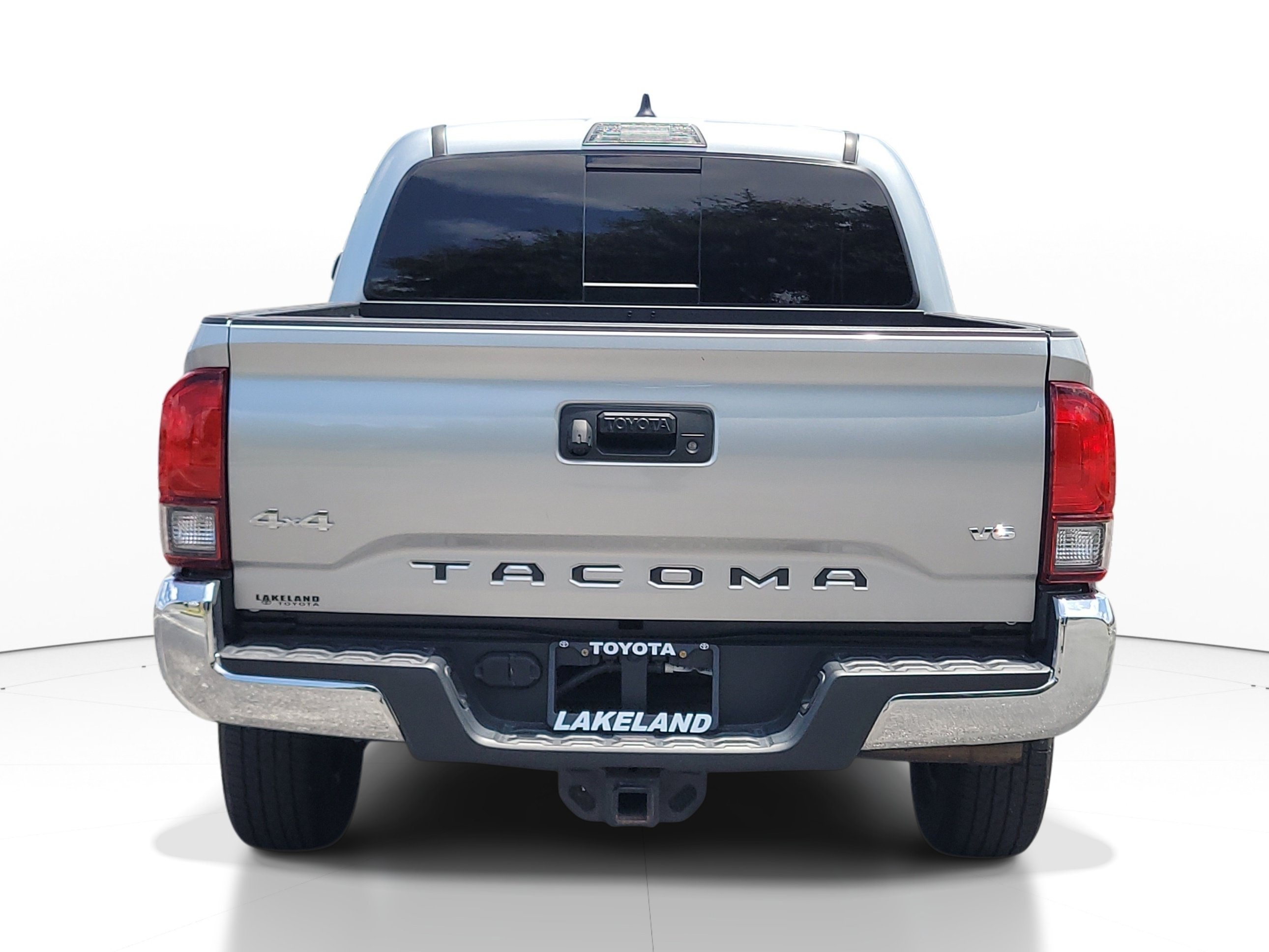 Used 2023 Toyota Tacoma SR5 AWD/4WD image 6