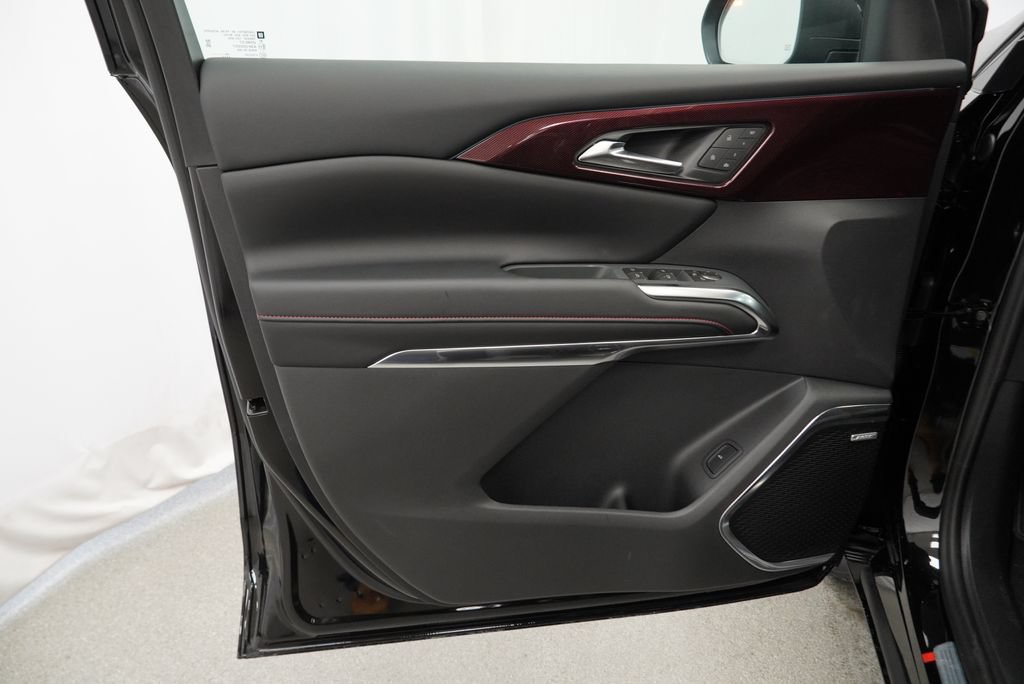 New 2027 Chevrolet Traverse RS AWD/4WD image 23