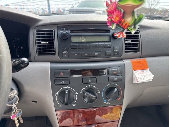 Used 2005 Toyota Corolla LE image 5