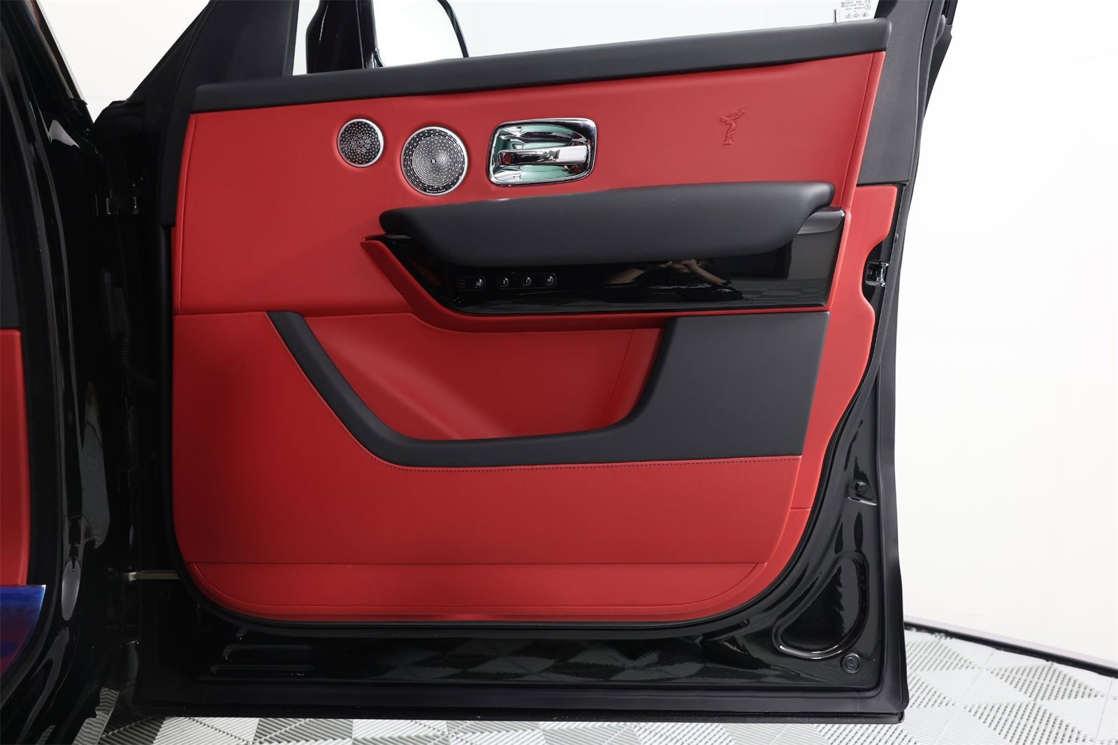 New 2026 Rolls-Royce Cullinan image 23