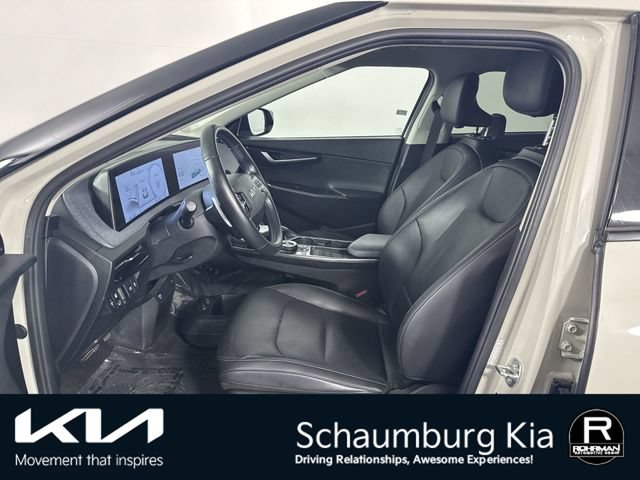 Used 2023 Kia EV6 Wind w/ Wind Technology Package AWD/4WD image 4