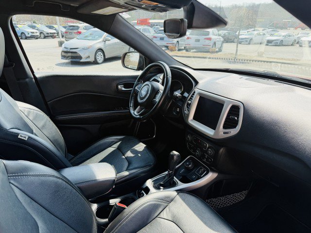 Used 2021 Jeep Compass Latitude w/ Sun and Sound Group image 21