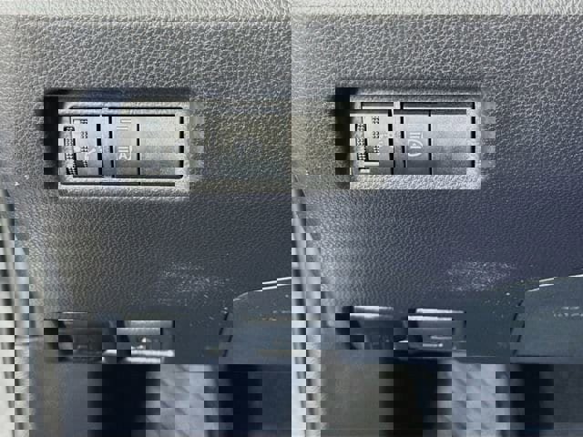 Certified 2025 Toyota RAV4 LE image 10